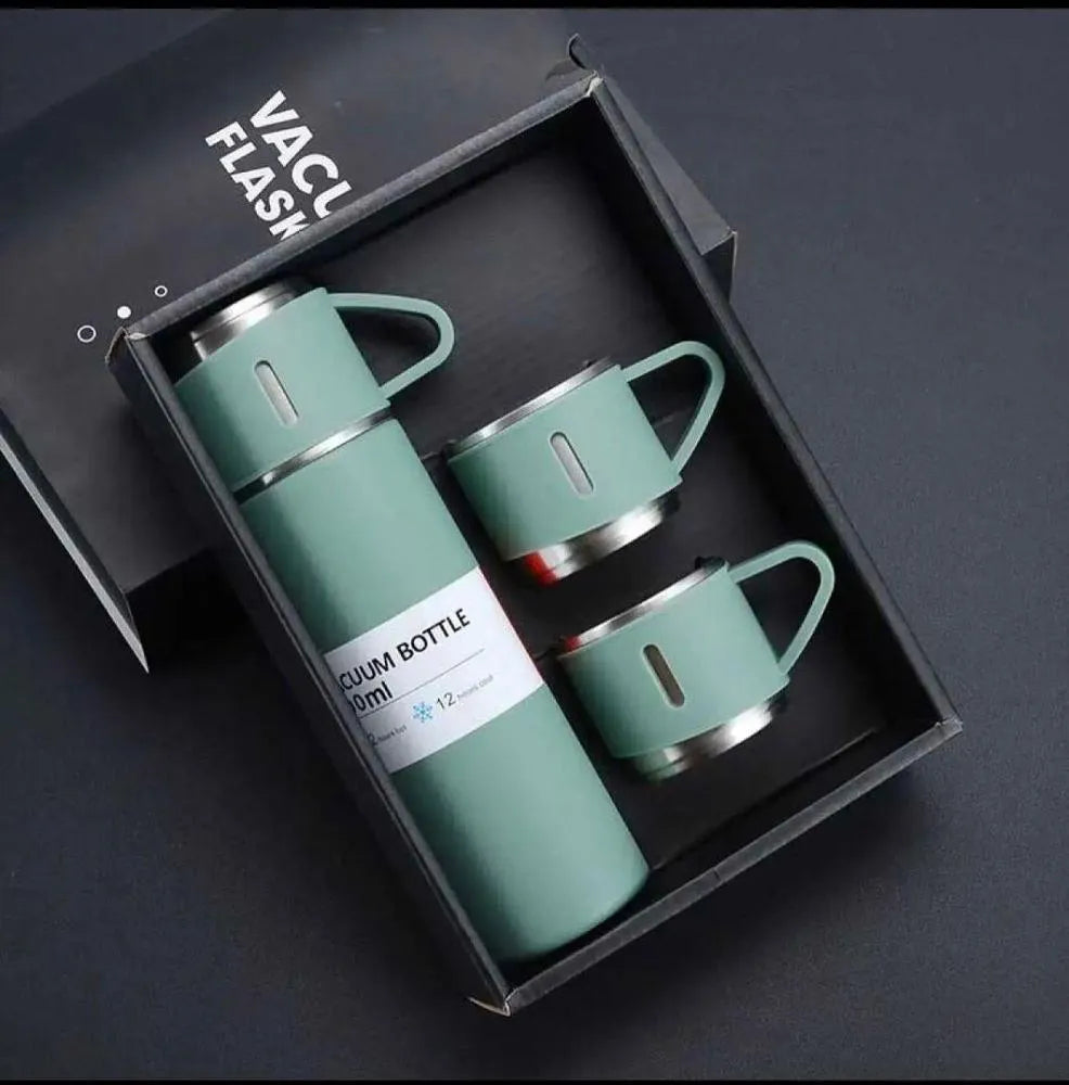 Stainless Steel Vacuum Flask Set With 2 Cups, 500ml